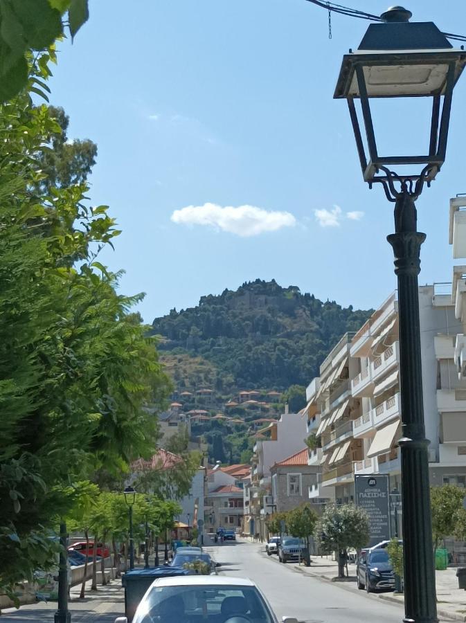 Apartamento Zeta ' S House Nafpaktos Exterior foto